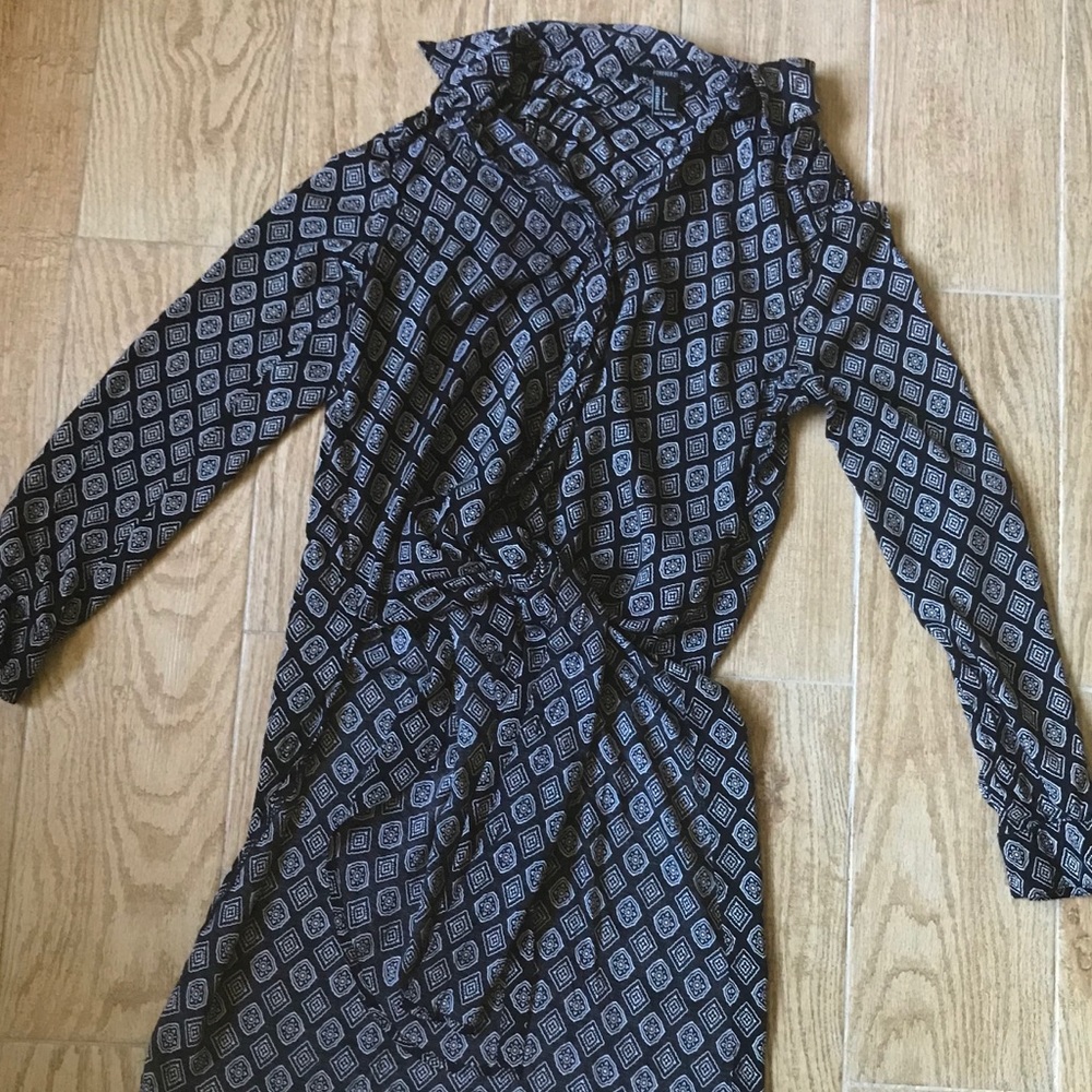 Forever 21 Tie-Front Blouse